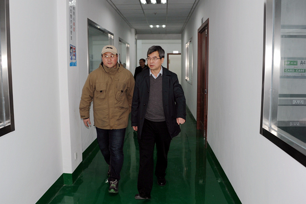 區(qū)委書記、區(qū)人大常委會主任徐克儉蒞臨公司調(diào)研項目建設(shè)進展情況